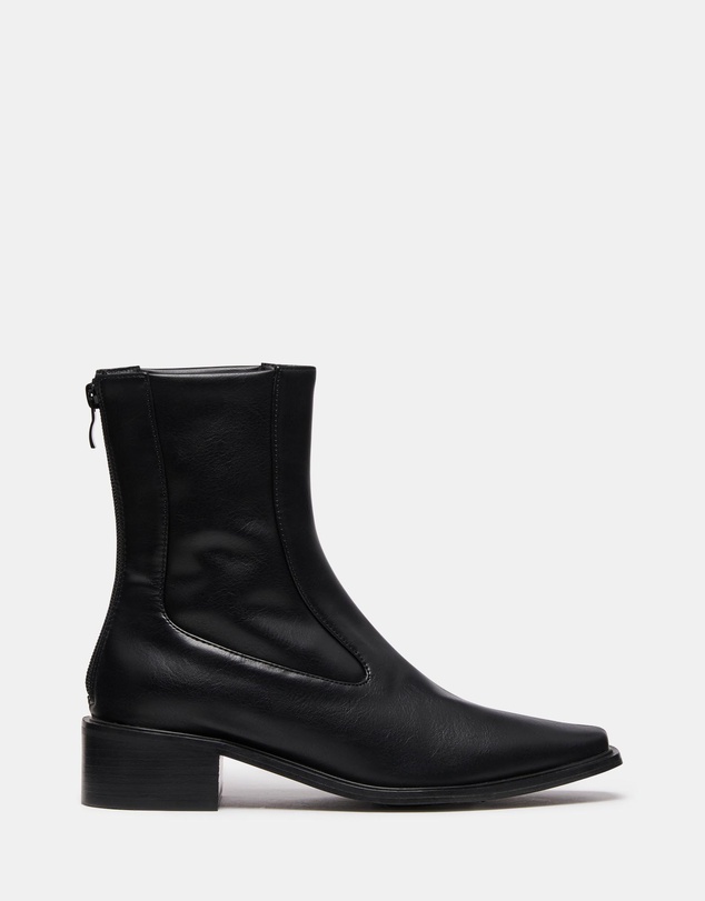 Therapy - Barn Boots