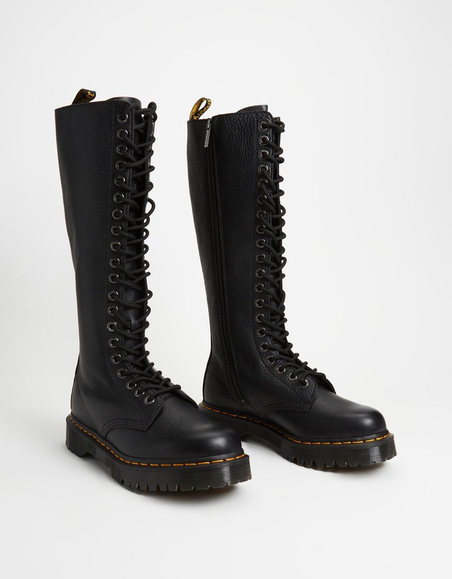Dr Martens - 1B60 Bex 20 Eye Zip Boots