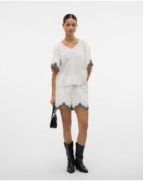 Vero Moda - Diana Embroidered Shorts
