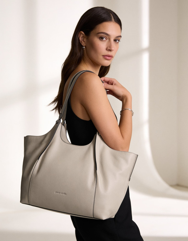 Pierre Cardin - Pierre Cardin Genuine Italian Leather Shoulder Bag