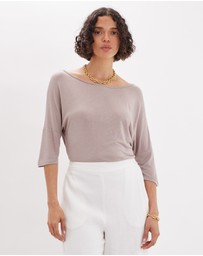 Amelius - Ottavia Three Quarter Batwing Tee
