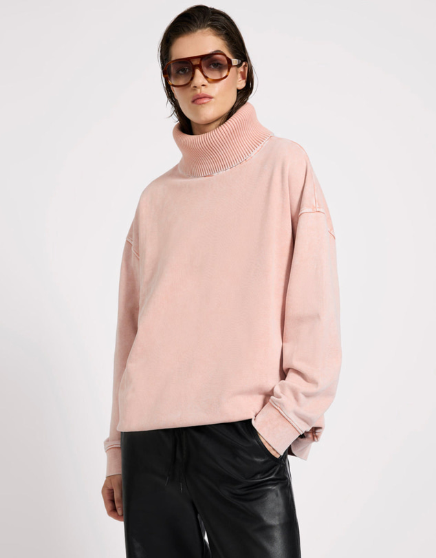 ONE TEASPOON - Fleece Roll Neck Sweater - Blush Pink