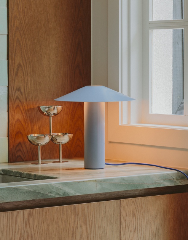 Dennis Did It - Hoist Lamp Faded Denim