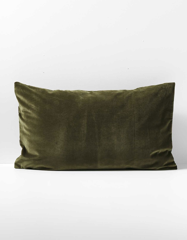 Aura Home - Luxury Velvet Standard Pillowcase