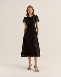 Review - Cosmos Lace Midi Dress