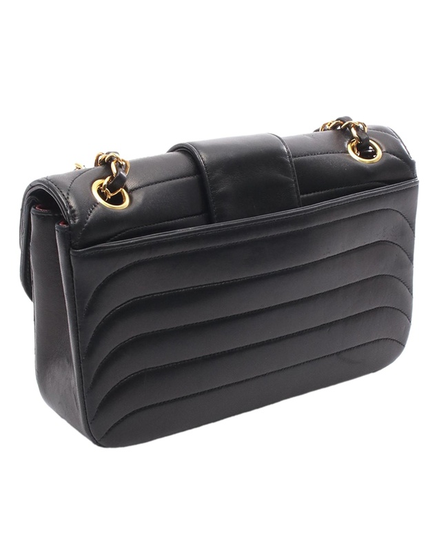 Pre-Loved by Azura Reborn - Pre-Loved CC Horizontal Quilted Lambskin Flap Bag