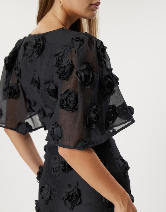 Romance by Honey and Beau - Khloe Bell Sleeve Dress