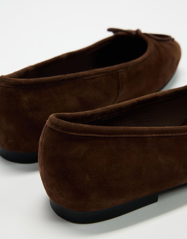 AERE - Classic Suede Ballet Pumps - Women's