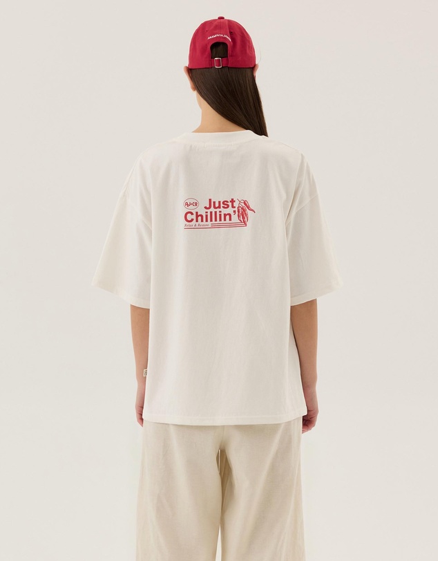 Araminta James - Chillin Tee