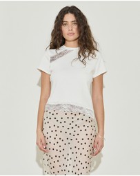 Maison Essentiele - Lace Trimmed Baby Tee