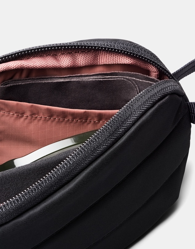 Bellroy - Laneway Sunglass Pocket