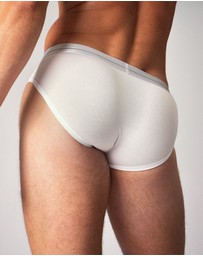 TEAMM8 - Icon Brief