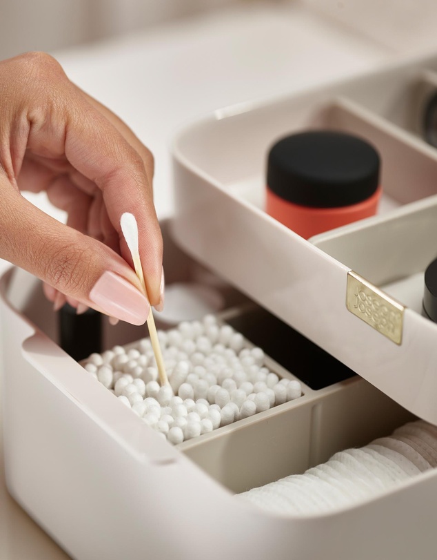 Joseph Joseph - Viva Cosmetic Organiser with Drawer