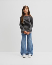 Country Road - Rib Flare Sleeve Top