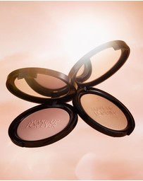 MAKE UP FOR EVER - Compact Highlighter