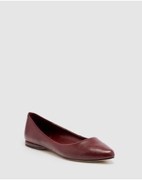 Nine West - Speakup