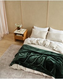 Linen House - Dover Blanket