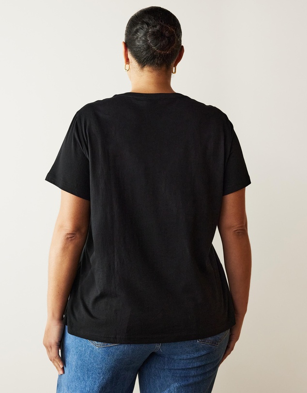 Atmos&Here Curvy - Organic Cotton Crew Neck Tee