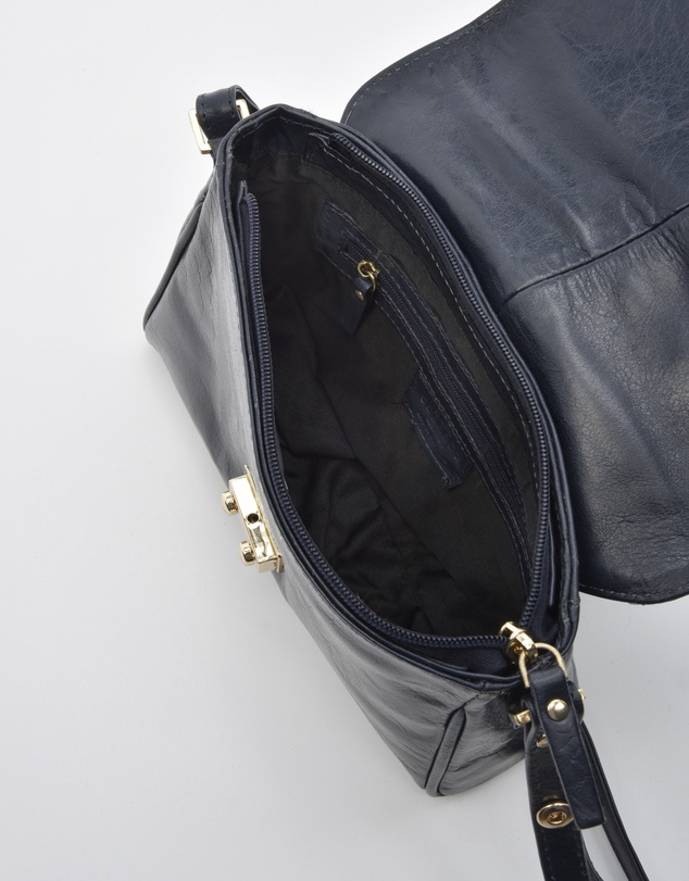Cobb & Co - Kotara Classic Leather Crossbody Bag