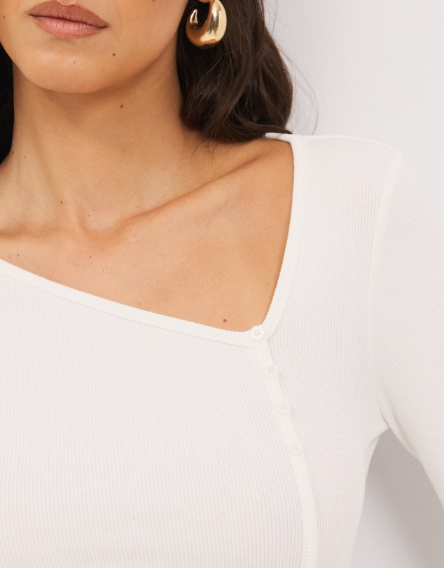 Calli - Logan Cut Out Top