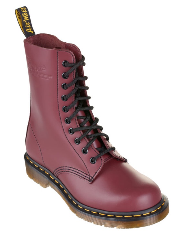 Dr Martens - 1490 10 Eye Boots