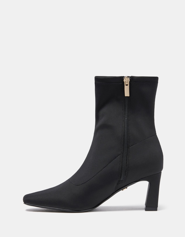 Forever New - Selena Square Toe Heeled Boots