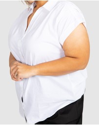 Love Your Wardrobe - Nikki Ruched Extended Sleeve Shirt