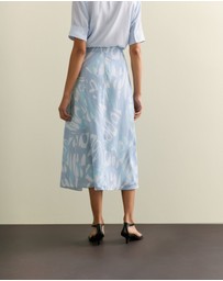 Trenery - Draped Twill Butterfly Print Pleat Detail Skirt in Seafoam