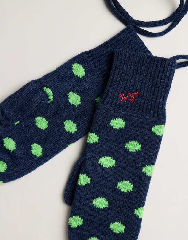 Damson Madder - Cable String Mittens