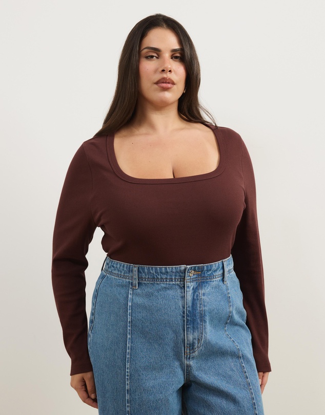 Atmos&Here Curvy - Organic Cotton Rib Scoop Neck Top