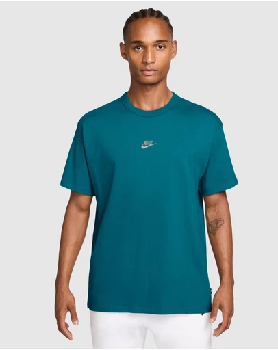 Nike - Sportswear Premium Essentials T-Shirt
