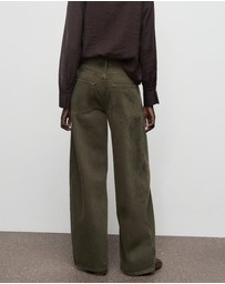 M.N.G - Low-Rise Barrel Jeans