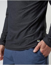 Vuori - LS Strato Tech Tee
