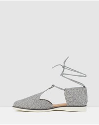 Rollie - Sidecut T-Bar Weave Shoe