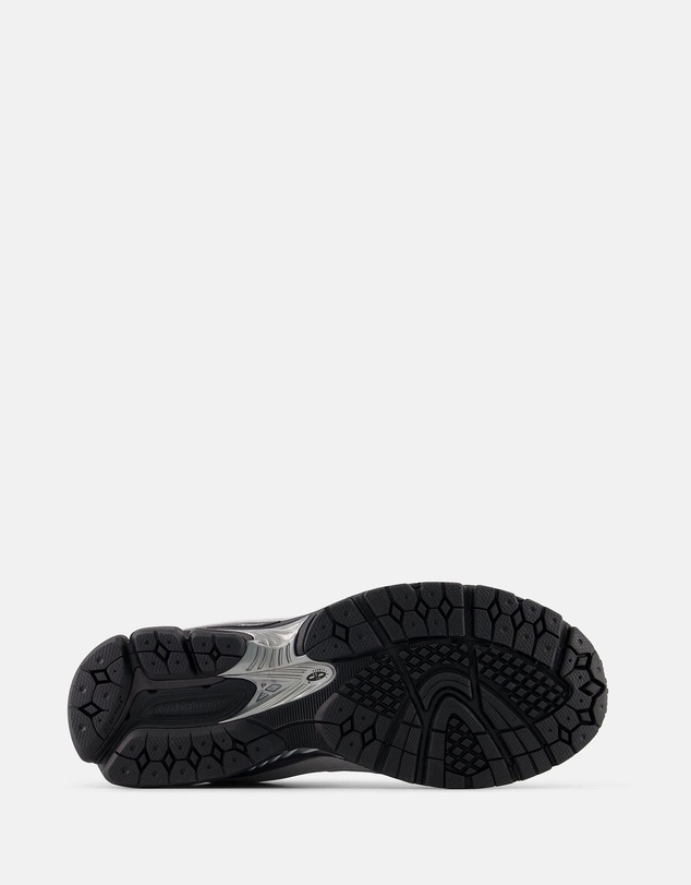 New Balance - U2002R - Unisex