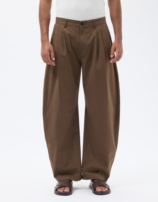 AERE - Pleated Barrel Trousers
