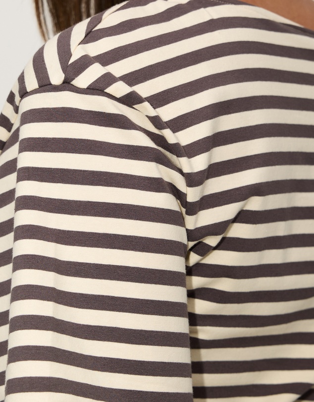 Dazie - Hazel Ruched Jersey Short Sleeve Top