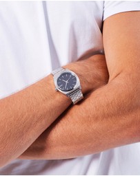 Nixon - Time Teller