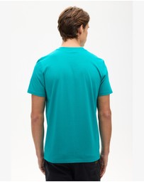 Superdry - Outdoors Graphic Tee