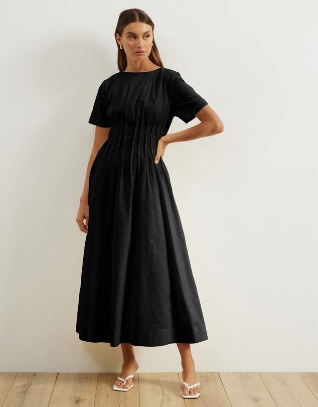 Atmos&Here - Maya Pleat Maxi Dress