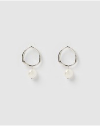 Izoa - Mini Pearl Drop Earrings