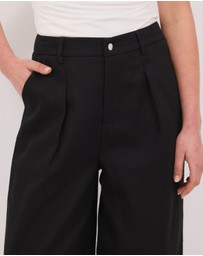 Calli - Reese Barrel Leg Pants