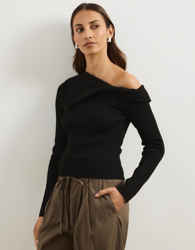 Atmos&Here - Alora Long Sleeve Knit Top With Twist Detail