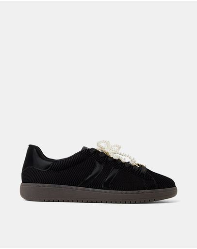 Black/Black
