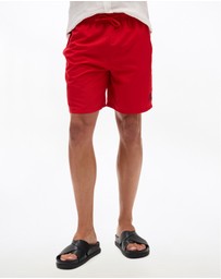 Superdry - Essential 17