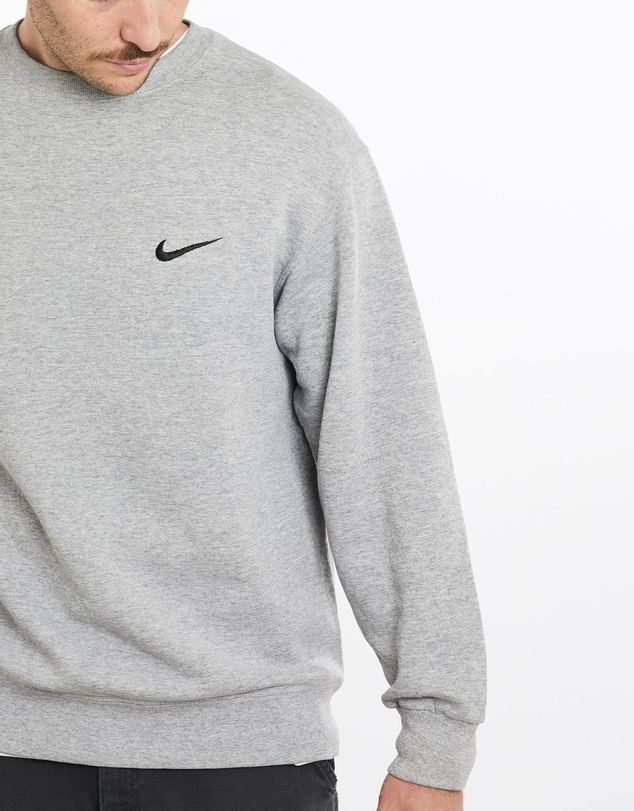 Vintage by The Real Deal - Pre Loved - Vintage 90s Nike Sweatshirt