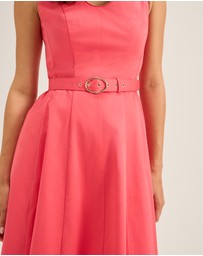 Review - Leah Midi Dress