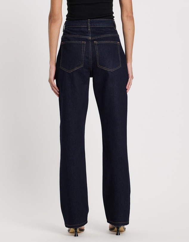 Minima Esenciales - High Rise Straight Leg Jeans