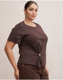 Forever New Curve - Lani Curve Hardware Detail T-Shirt