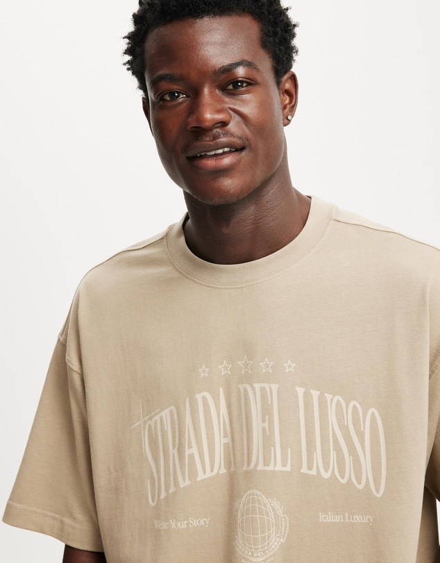 Cotton On - Box Fit Graphic T-Shirt